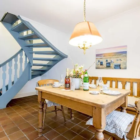 Friesenhaus Kaeptn Hahn Hausteil 1 Casa de Férias Westerland